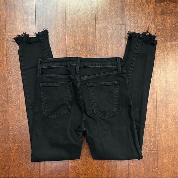 Just Black Women's Black Frayed Hem Straight/Skinny Jeans, Size 28 - Picture 8 of 12